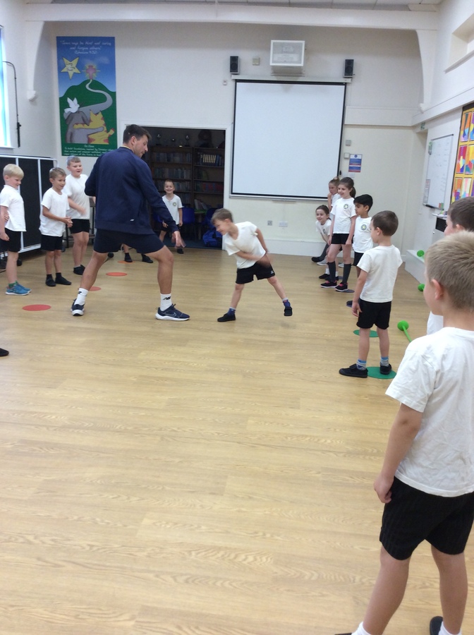 Fencing with Mr Kershaw - Premier Education